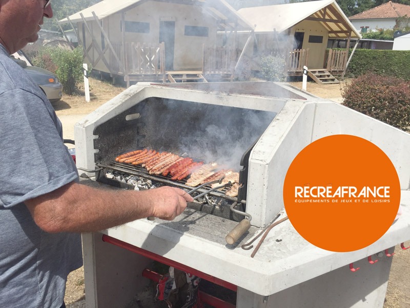 Barbecue Collectif En Action
